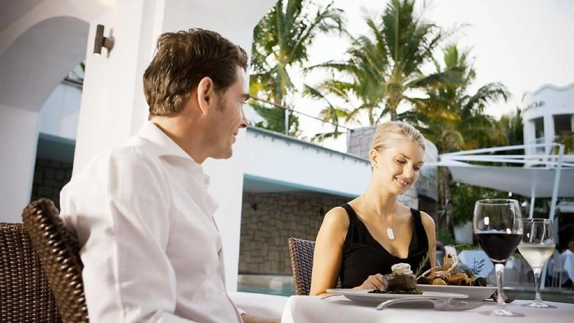 Resort Peppers Beach Club Port Douglas